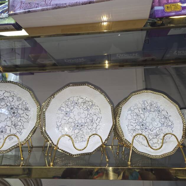 Ceramic Dinner Set(24 Pieces)